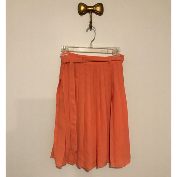 Modcloth Coral Purely Pretty Pleated A-Line Skirt with Belt - Size Extra Small - Picture 2 of 10